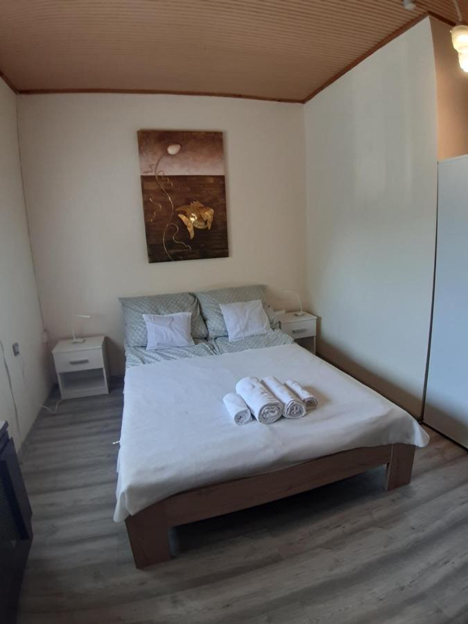Minibali Apartmanok Siófok Eksteriør billede